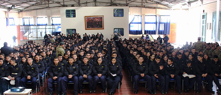 Exitosa Charla de Educación Financiera realiza Somnaval en la Escuela de Grumetes de la Isla Quiriquina.