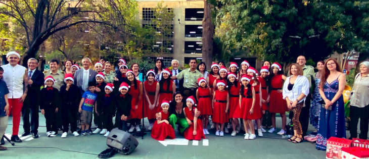 Concierto navideño para pacientes y personal medico del hoscar