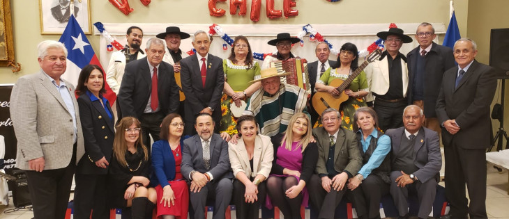 CUECAS, PAYAS Y MÚSICA ITINERANTE EN LA GRAN FONDA SOMNAVAL.