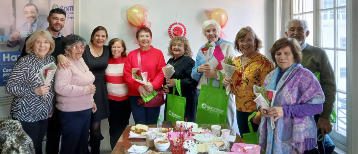 Celebramos a las mamás en las Sucursales de Somnaval
